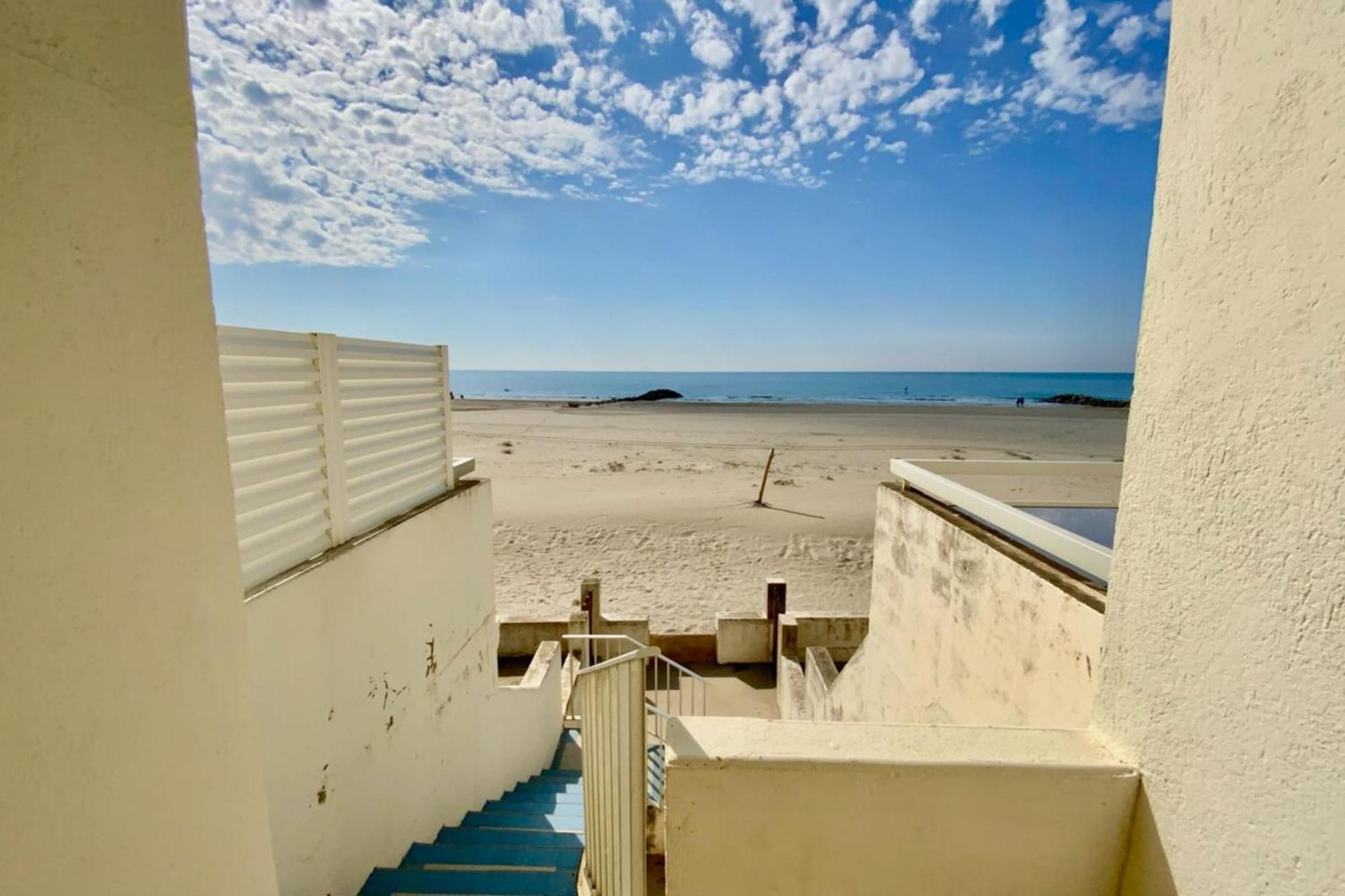 The Beach - Beachfront 2 Bedrooms With View ! Palavas-les-Flots Ngoại thất bức ảnh
